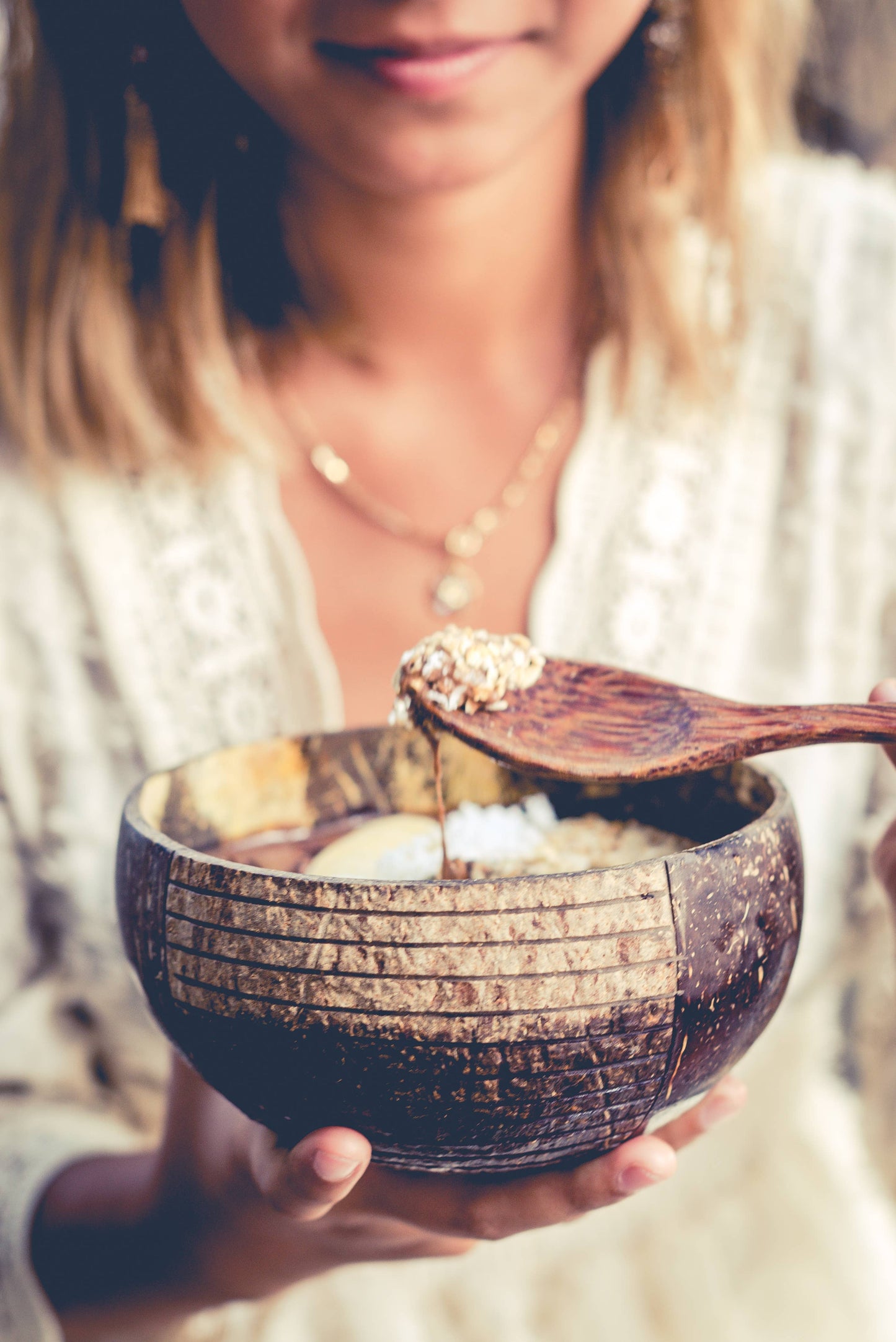 Coconut Bowl with Wooden Spoon - Stripe Pattern