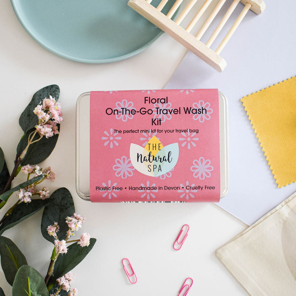Floral On-The-Go Travel Wash Kit