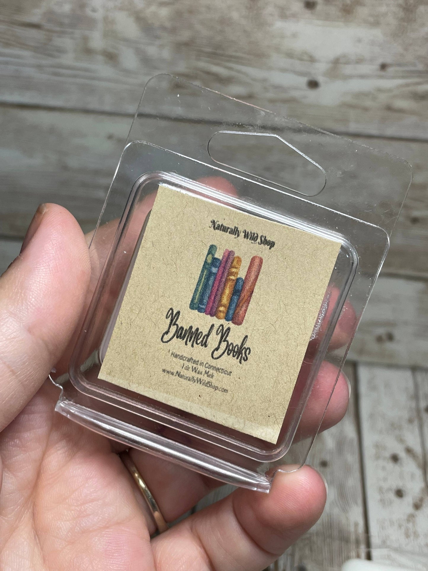 Banned Books 1oz Wax Melt
