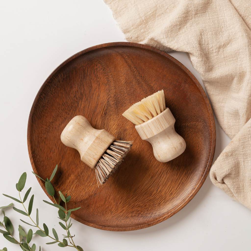 Set of 2 Washing Up Scrubbing Brushes